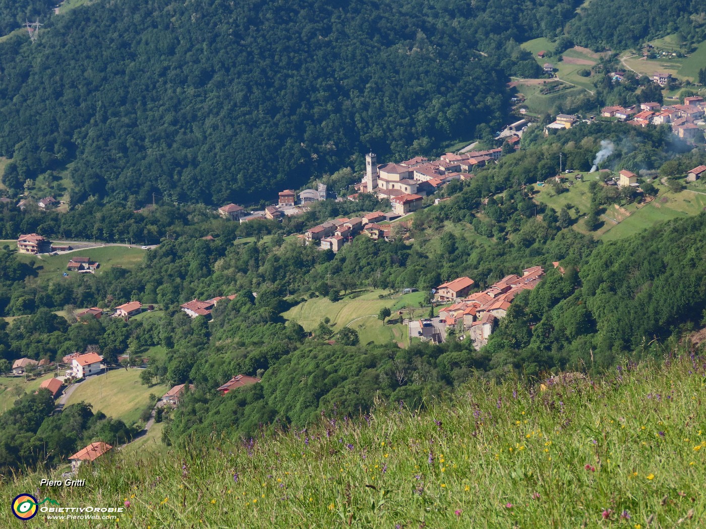 10 Bella vista su Palazzago.JPG